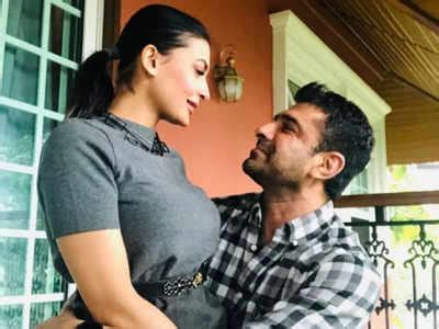 eijaz khan girlfriend|Eijaz Khan shares lovely pictures of his girlfriend .